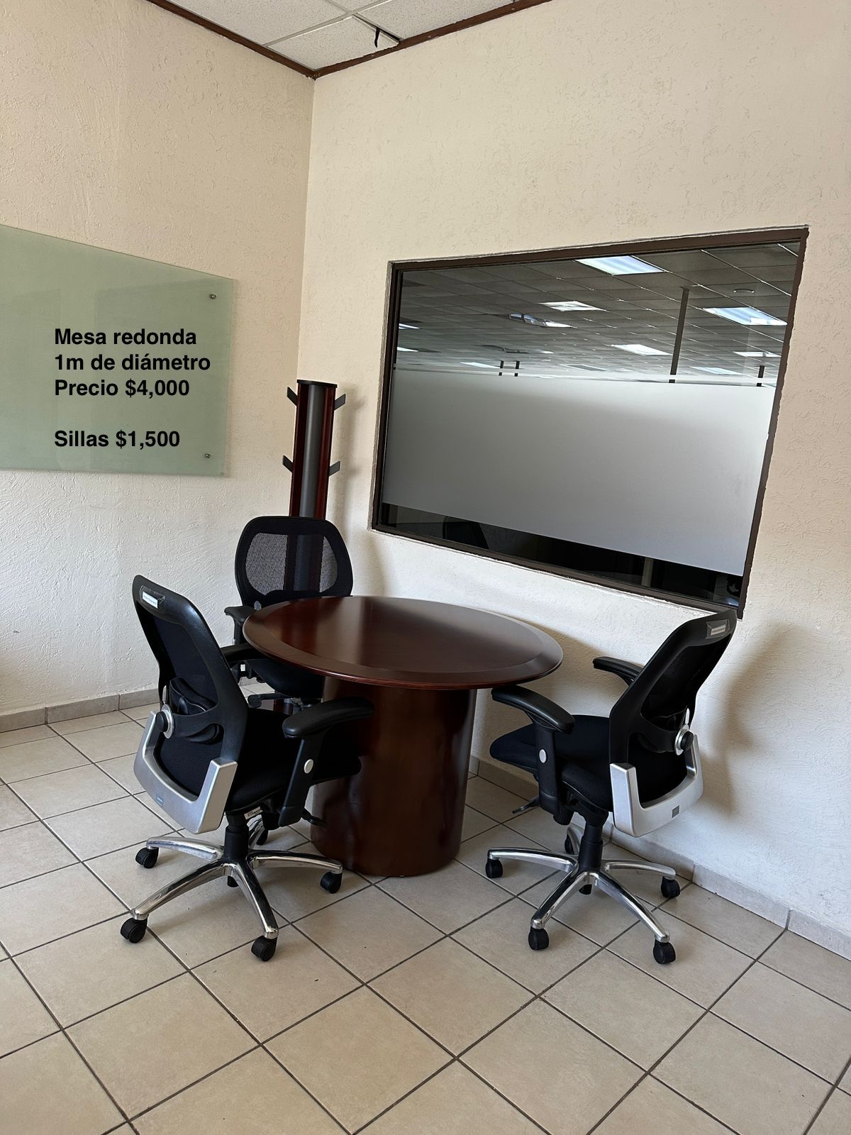Escritorios de madera seminuevos