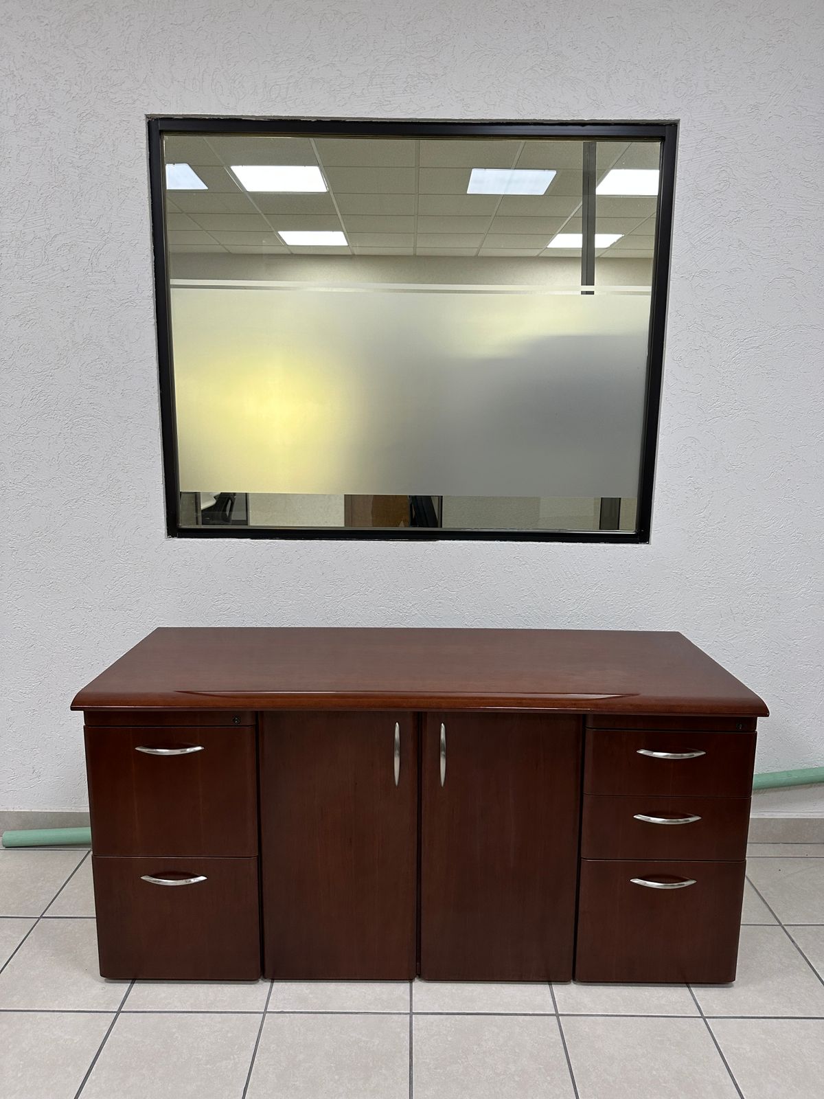 Escritorios de madera seminuevos