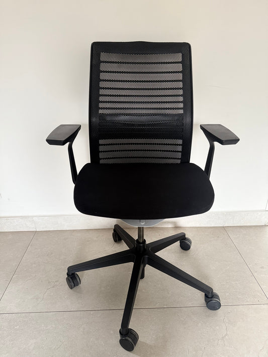 Silla Steelcase Think V2 -  Preowned