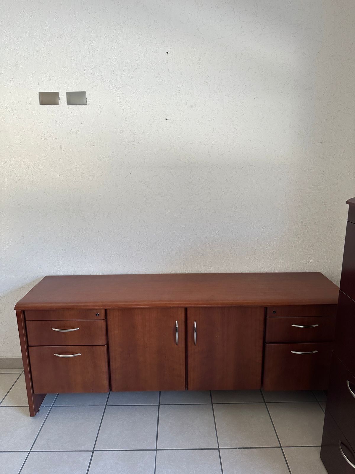 Escritorios de madera seminuevos